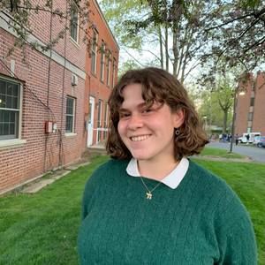 Meet your Posher, Lily